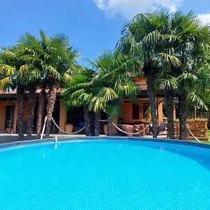 villa-pusiana.it-lombardy.com/